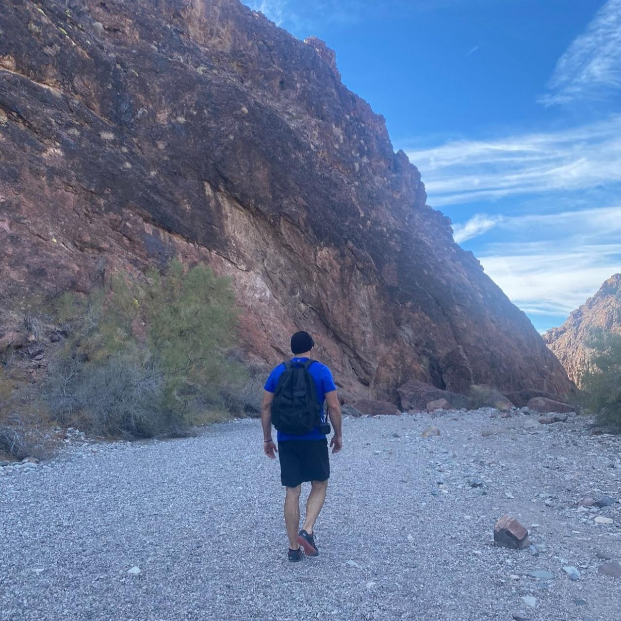 Crack in the Mountain Trail | Havasu Lux Stays Ways To Increase Repeat Purchases In E-Commerce Business